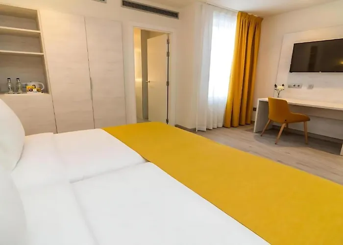 Urbansea Atlanta Hotel