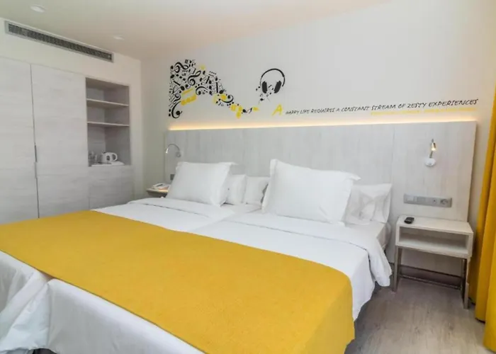 Urbansea Atlanta Hotel