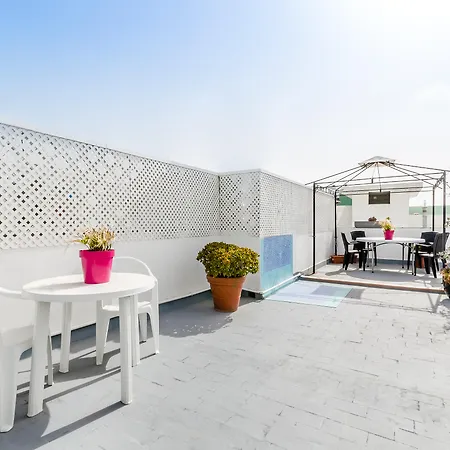 Urbansea Atlanta Hotel