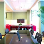 Urbansea Atlanta Hotel 3*
