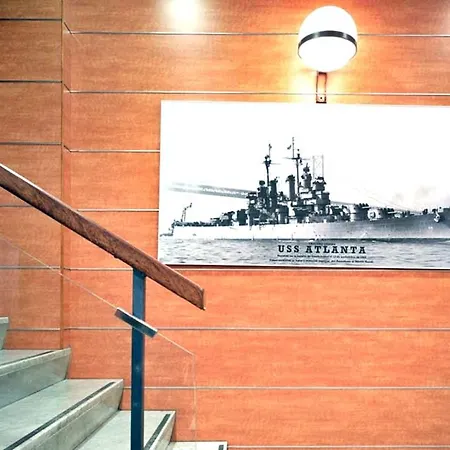 מלון Urbansea Atlanta