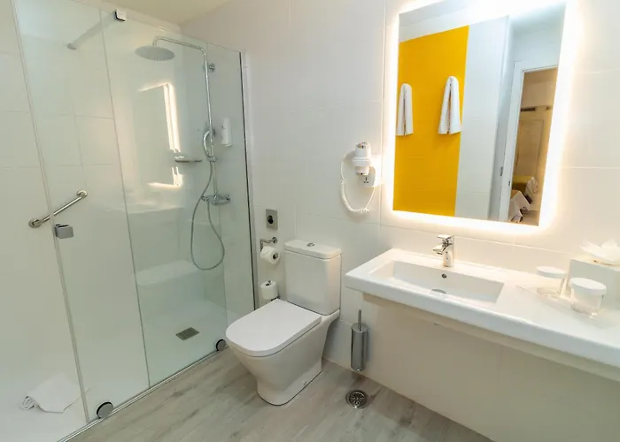 Urbansea Atlanta Hotel